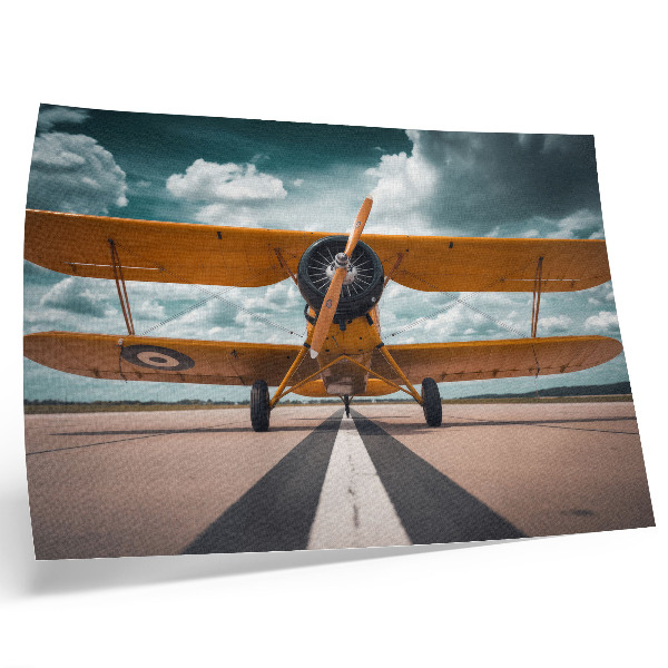 Poster Flygplan på dynamisk himmel på landningsbanan