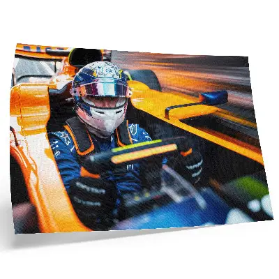 Poster till sovrum en racerförare i en bil med full fart och energi