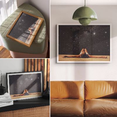 Poster En figur under en stjärnklar himmel ser surrealistisk ut