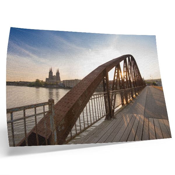 Poster metallbro katedral flod fredlig solnedgång