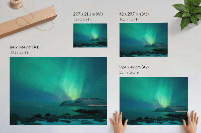 Stilren väggposter Grönt norrsken, skimrande ljus, lugn yta