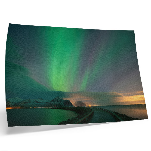 Poster Aurora Borealis över ett kallt bergslandskap