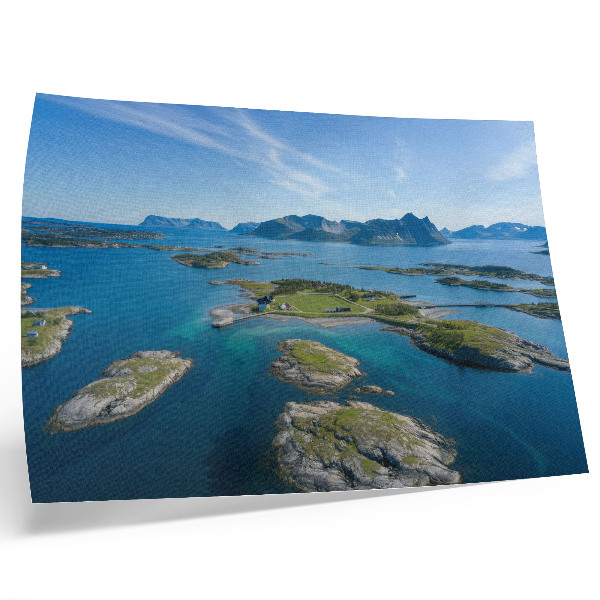 Poster Öar med berg, blå himmel, grön vegetation