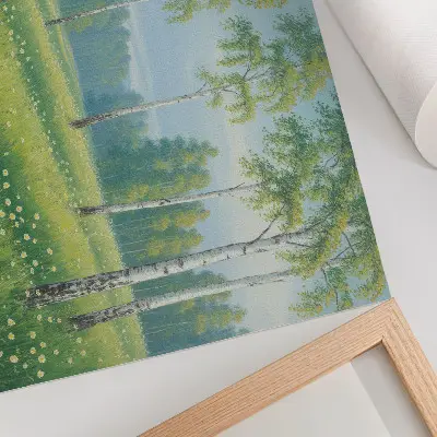 Poster majestätiska björkträd med gröna ängsblommor