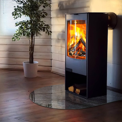 Glasskiva under kamin halvoval Stenens ytstruktur