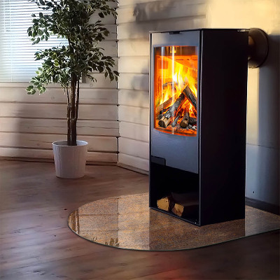 Glasskiva under kamin halvoval Roststruktur på bakgrunden