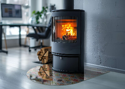 Glasskiva under kamin halvoval Polygonala mönster i ett rutnät