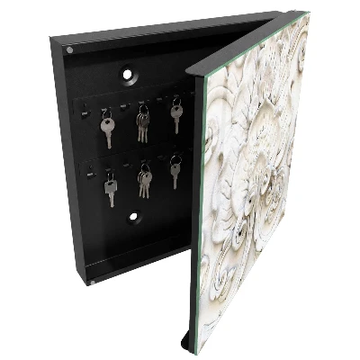 Nyckelbox med blommiga ornament