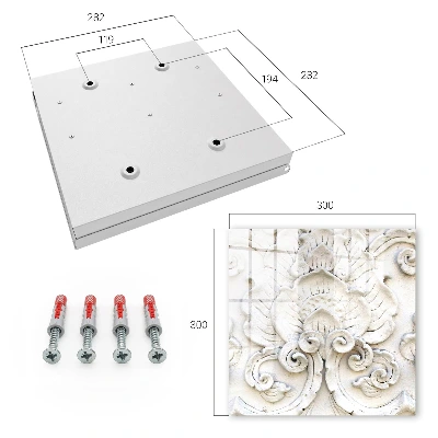 Nyckelbox med blommiga ornament