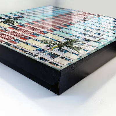 Nyckelskåp med motiv av färgglad arkitektur