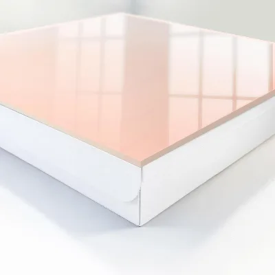 Nyckelbox i minimalistisk pastellstil