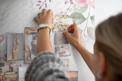 Korkskiva på väggen Blommiga bårder