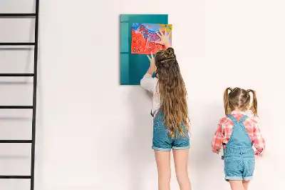 Magnetisk rittavla med geometrisk abstraktion