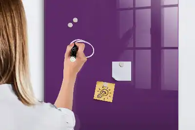 Magnetisk skrivtavla i färgen lila