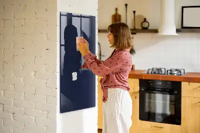 Magnetisk rittavla i färgen mörk nattblå
