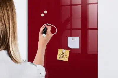 Magnetisk skrivtavla i vinröd färg