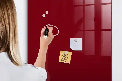 Magnetisk skrivtavla i vinröd färg