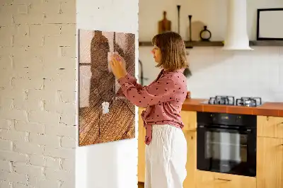 Magnetisk skrivtavla i varm träton