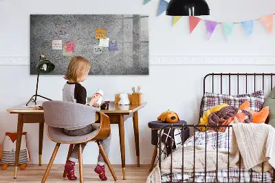 Magnetisk anslagstavla i industriell design för väggmontering med penna