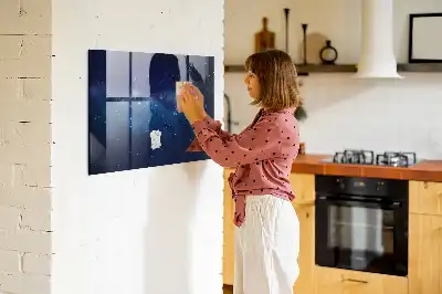 Magnetisk tavla med penna motiv med mörk himmel och stjärnor