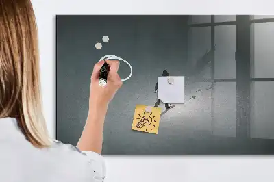 Magnetisk tavla med penna vandrare i mörkret