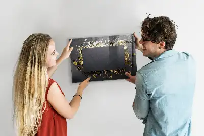 Magnetisk tavla med tillhörande penna och guldkonfetti