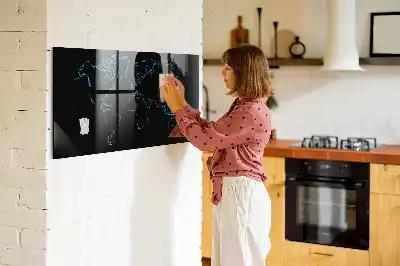 Magnetisk rittavla med motiv av världskartans konturer