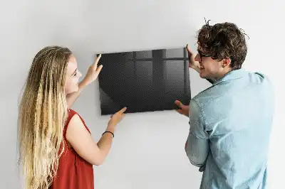 Magnetisk tavla med mörk abstraktion och penna