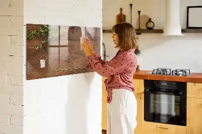 Magnetisk tavla med penna i rustikt trä
