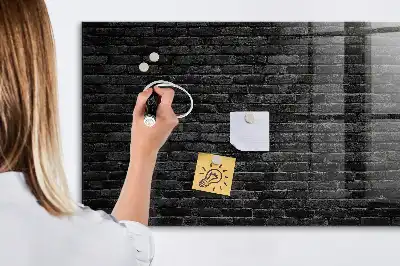 Magnetisk rittavla mörk tegelvägg