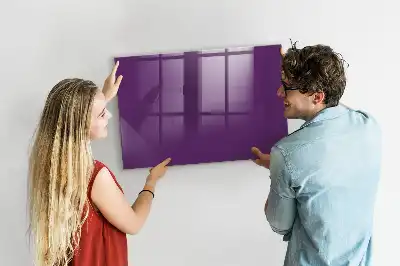 Magnetisk tavla med penna i färgen lila