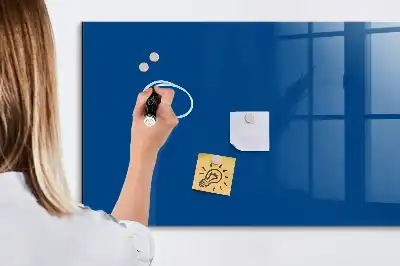 Magnetisk tavla med penna i mörkblått utförande