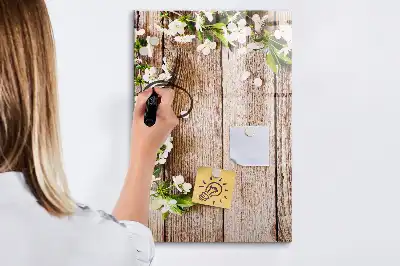 Tavla att skriva på med motiv av blommor på träbrädor