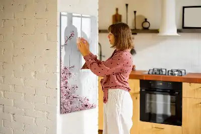 Magnettavla för ritning med motiv av blommor på trä