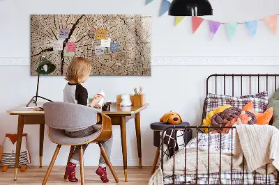 Magnetisk rittavla gammal trädstam