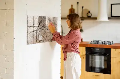 Magnetisk rittavla gammal trädstam