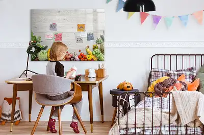 Magnetisk tavla med penna med motiv av grönsaker på bordet