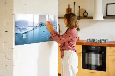 Magnetisk tavla med penna vattendetalj