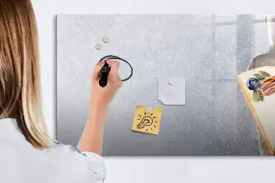 Magnetisk tavla med penna tårtbit