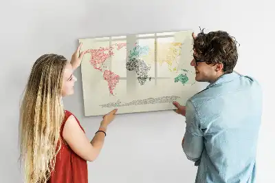 Magnetisk rittavla med motiv av en världskarta av bokstäver