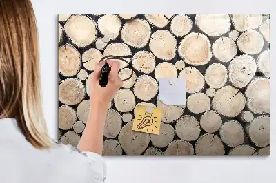 Magnetisk tavla med penna kapade trädstammar