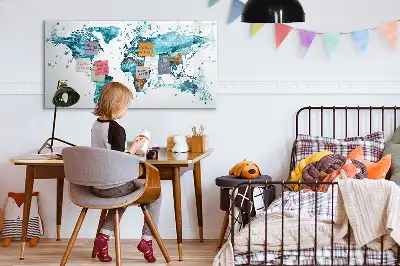 Magnetisk rittavla med motiv av en världskarta i akvarellstil