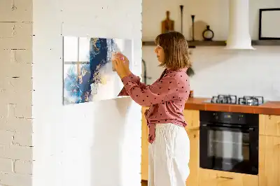 Magnetisk skrivtavla med penna marmormönstrad