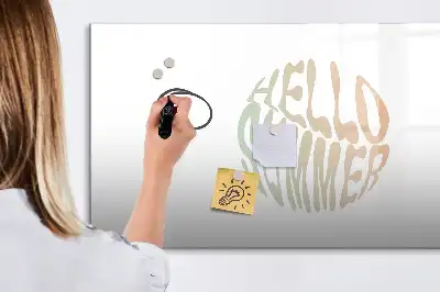 Magnetisk tavla med penna med texten Hej sommar