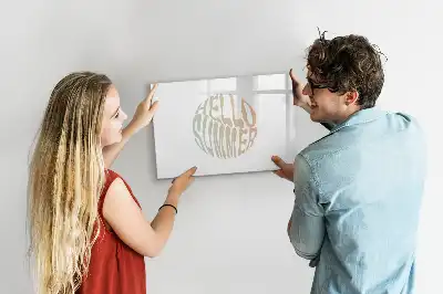 Magnetisk tavla med penna med texten Hej sommar