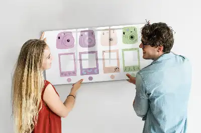 Magnetisk rittavla i form av ett kameraset