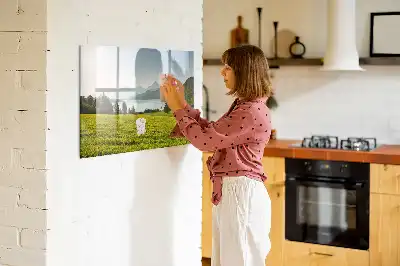 Magnetisk tavla med penna berg och slätt