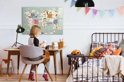 Magnetisk rittavla med motiv av världskarta och djur