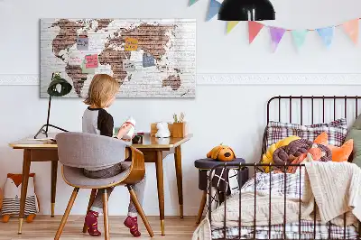 Magnetisk rittavla med motiv av världskarta och tegel