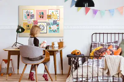 Magnetisk tavla med penna med motiverande citat